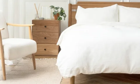 Clean bedding and comforters